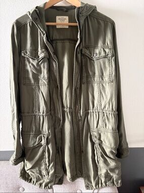 Abercrombie & Fitch Olive Green Utility Anorak military look Jacket with Hood